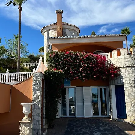 Resort La Perla De Torrenueva