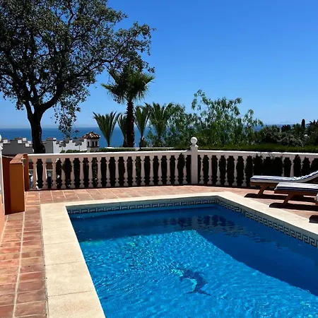 Resort La Perla De Torrenueva