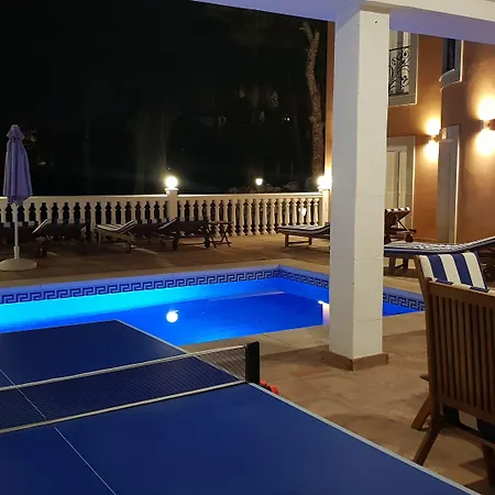 La Perla De Torrenueva Rezort 4*